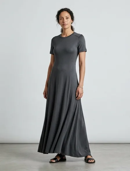 Maxi dress in viscose jersey, on a model in a studio