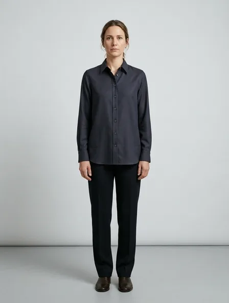 Shirt in wool challis, on a model in a studio